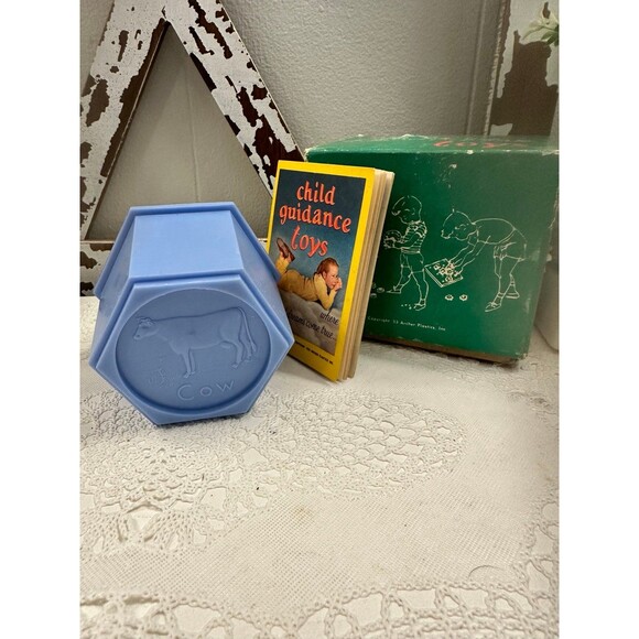 Vintage 1953 Child Guidance Nesting Hexagon Animal Blocks Complete W/Box & Book - Picture 7 of 10